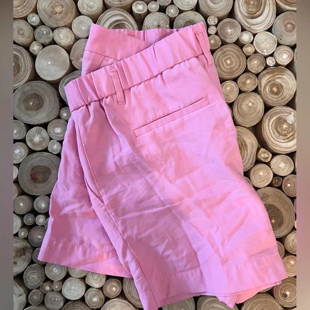 Pink Linen High Rise Shorts - Picture 2 of 2